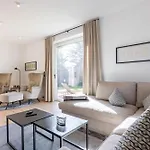 NEU! Ferienhaus Sylt 44 mit eigenem Strandkorb am Strand
